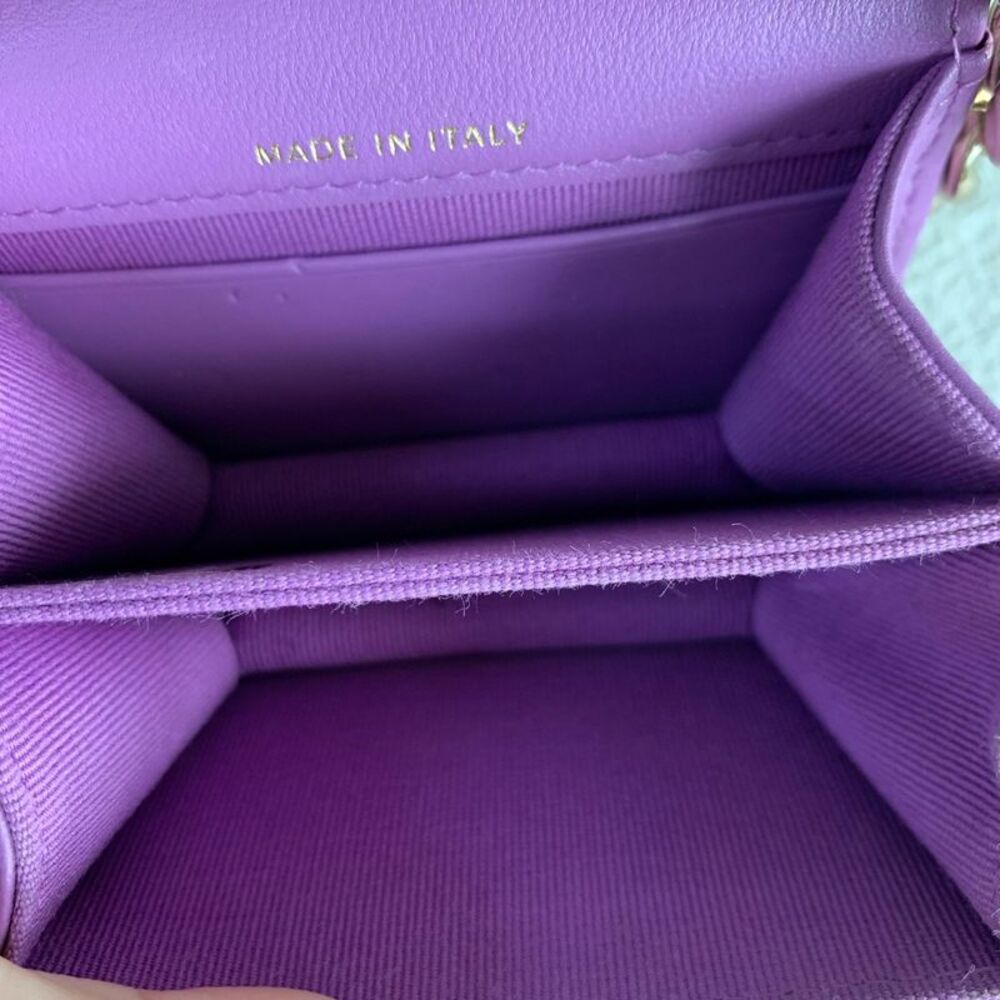 Chanel Women Pre-Loved Bag Very Good Condition - Picture 7 of 9